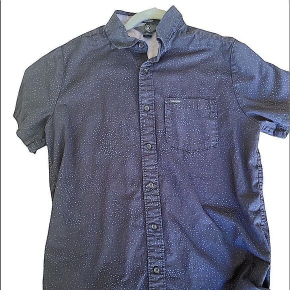 Volcom mens shirt s/s size small, black abstract with front pocket - Picture 1 of 5